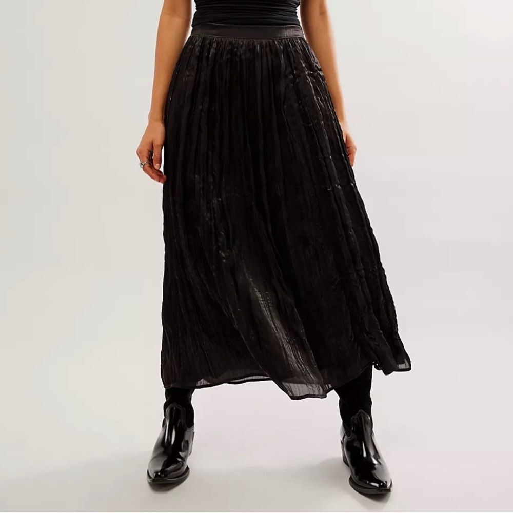 Free People Vera City Pleated Skirt in Black Size 8